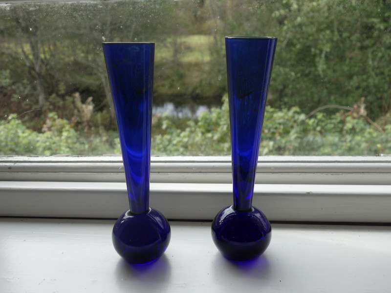 Parvaser, Eda  160 kr